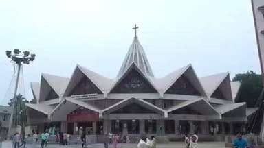 வேலூர்: கஸ்பாசாலையில் உள்ள கத்தோலிக்க திருச்சபையில் அருளிக்கங்கள் கண்காட்சி ஆயிரக்கணக்கானோர் பங்கேற்பு