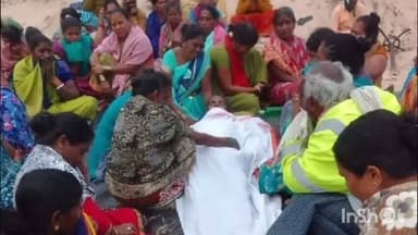 టెక్కలి: సముద్రంలో వేటకు వెళ్లి దిబ్బలమరువాడ గ్రామానికి చెందిన రామారావు అనే మత్స్యకారుడు మృతి