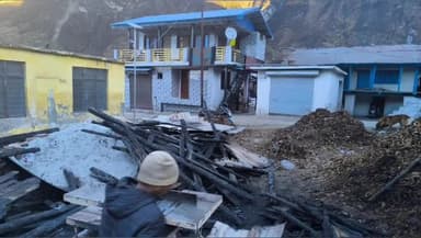 राजगढ़ी: खरसाली गांव में गत रात्रि एक दुकान में अचानक आग लग गई