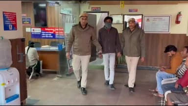 प्रीत विहार: गाजीपुर थाना पुलिस ने कुख्यात बदमाश को अवैध हथियारों के साथ किया गिरफ्तार