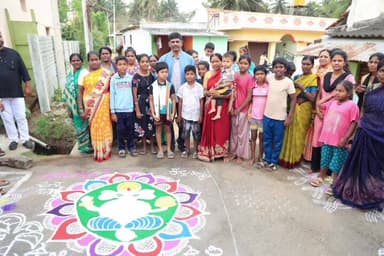 ಕನಕಪುರ: ಕನಕೋತ್ಸವ ಹಿನ್ನೆಲೆಯಲ್ಲಿ ನಲ್ಲಹಳ್ಳಿ ಸೇರಿದಂತೆ ಹಲವು ಗ್ರಾಮಗಳಿಗೆ ಡಿ.ಕೆ.ಸುರೇಶ್ ಭೇಟಿ