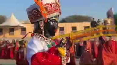 સોમનાથમા વડાપ્રધાનના સ્વાગત માટે ધારાસભ્ય ભગવાન બારડ આયોજીત 1100 આહીરસમાજની બહેનોનો રાસ બન્યુ આકર્ષણ નુ કેન્દ્ર