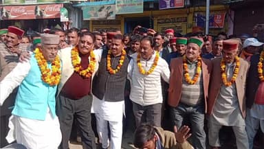 राजगढ़ी: उत्तराखंड बागवानी विकास परिषद के उपाध्यक्ष राजकुमार ने क्षेत्र के लोगों के साथ मनाया मरोज का त्यौहार