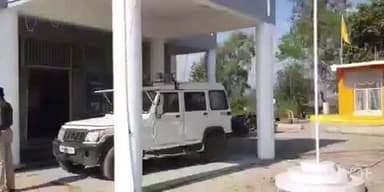 सोहागपुर: सिंहपुर पुलिस ने शहडोल मार्ग से एक नाबालिग बालिका को किया दस्तयाब, परिजनों को सौंपा