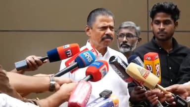 കണ്ണൂർ: രാഹുലിനെ അയോഗ്യനാക്കൽ, നിയമ പരിശോധന നടക്കട്ടെയെന്ന് CPM സെക്രട്ടറി എം.വി ഗോവിന്ദൻ മാസ്റ്റർ തളിപ്പറമ്പിൽ പറഞ്ഞു