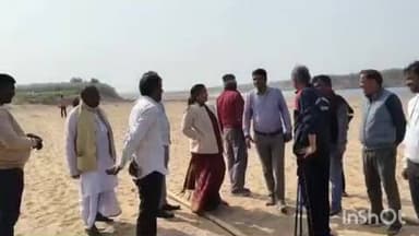 दाउदनगर: मकर संक्रांति महोत्सव को लेकर बीडीओ, नगर परिषद के मुख्य पार्षद और सईओ ने सोन नदी काली घाट आयोजन स्थल का किया निरीक्षण