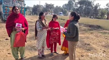 रॉबर्ट्सगंज: सोनभद्र में महिलाओं और बालिकाओं की सुरक्षा के लिए मिशन शक्ति टीम ने चलाया जागरूकता अभियान
