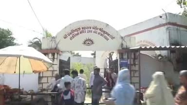 ઓખામંડળ: યાત્રાધામ બેટ દ્વારકા ખાતે આવેલ દાંડી હનુમાન મંદિરે ભક્તોના ઘોડાપૂર ઉમટ્યા.