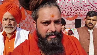 बिलासपुर सदर: शिव मंदिर धरा में हुआ हिन्दू सम्मेलन, जगतगुरु स्वामी रामानंदाचार्य स्वामी विकास दास ने मुख्य अतिथि के रूप में की शिरकत