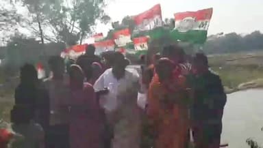 কেশপুর: কেশপুরের ১১ নম্বর অঞ্চলের কলাগ্রামে তৃণমূলের "উন্নয়নের পাঁচালী" কর্মসূচিতে উপস্থিত বিধায়ক তথা প্রতিমন্ত্রী