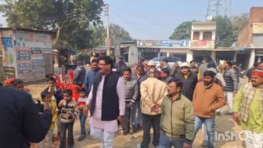 हर्रैया: विधायक अजय सिंह ने परसरामपुर से बस्ती तक चलने वाली उत्तर प्रदेश परिवहन निगम की बस को हरी झंडी दिखाकर रवाना किया