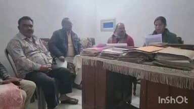 नानपारा: नानपारा में मतदाता सूची पुनरीक्षण अभियान जारी, एसडीएम ने मेगा कैंप का किया निरीक्षण