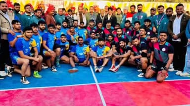 डिफेन्स कॉलोनी: मदनपुर खादर में दो दिवसीय कबड्डी प्रतियोगिता का समापन, पूर्व सांसद रमेश बिधूड़ी पहुंचे