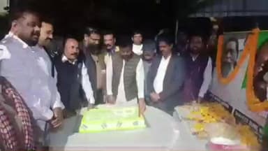 गोलमुरी-सह-जुगसलाई: जमशेदपुर में जयंती पर झामुमो कार्यकर्ताओं ने की मानव सेवा, कंबल बांटे