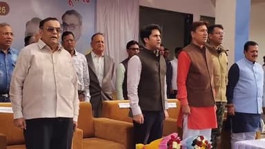 बालाघाट: 51वीं ऑल इंडिया स्वर्ण कप हॉकी टूर्नामेंट का एस्टोटर्फ मैदान में भव्य शुभारंभ, मंत्री प्रहलाद सिंह पटेल शामिल हुए