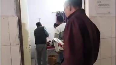 बिसवां: दुलम पुरवा के निकट रपटा पुल के पास दो बाइकों की आमने-सामने टक्कर, चार लोग घायल