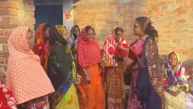 जामताड़ा: भाजपा महिला मोर्चा की प्रदेश उपाध्यक्ष मिहिजाम पहुंची, जरूरतमंदों को कंबल वितरित किए