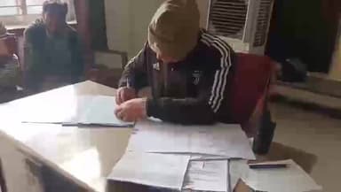 टीकमगढ़: ककरेला गांव में करंट लगने से व्यक्ति की मौत, जिला अस्पताल में पोस्टमार्टम