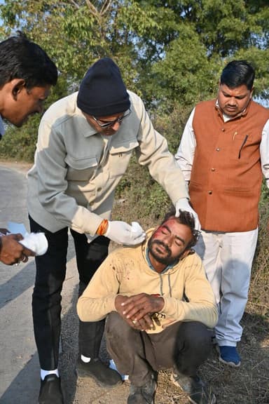 सीधी-सिंगरौली लोकसभा क्षेत्र के सांसद डॉ. राजेश मिश्रा ने एक बार फिर संवेदनशीलता, मानवीय कर्तव्य और त्वरित निर्णय का परि...