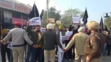 ਲੁਧਿਆਣਾ ਪੂਰਬੀ: ਮੁੱਖ ਮੰਤਰੀ ਨਾਇਬ ਸਿੰਘ ਸੈਣੀ ਦਾ ਆਮ ਆਦਮੀ ਪਾਰਟੀ ਦੀ ਲੀਡਰਸ਼ਿਪ ਵੱਲੋਂ ਭਾਜਪਾ ਦਾ ਤਿੱਖਾ ਵਿਰੋਧ ਕੀਤਾ ਗਿਆ