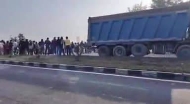 गदरपुर: गदरपुर रोड पर कन्टोपा के पास ट्रक ने बाइक सवार युवक को कुचला, हुई दर्दनाक मौत