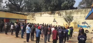 दुमका: केंद्रीय कारा व संप्रेक्षण गृह दुमका में नशा मुक्ति शपथ कार्यक्रम आयोजित