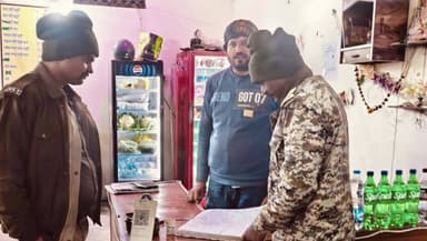 महाराजपुर: गढ़ीमलहरा थाना पुलिस ने अवैध गतिविधियों के मद्देनज़र थाना क्षेत्र के ढाबों की जाँच की