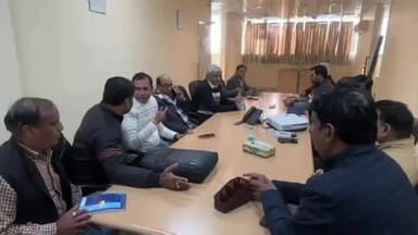 महावन: यमुना एक्सप्रेसवे पर 5 जगहों को हादसों के लिए चिन्हित किया, दिल्ली की (IIT) टीम ने धीमे वाहन चलाने की अपील की