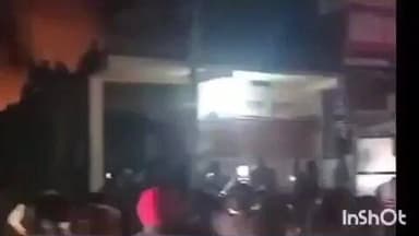 अरवल: शहर तेलपा बाजार में हार्डवेयर की दुकान में आग, लाखों का नुकसान