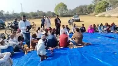 मरकच्चो: दीशोम गुरु स्व. शिबू सोरेन की 82वीं जयंती पर मरकच्चो खेल मैदान में भव्य कार्यक्रम का आयोजन