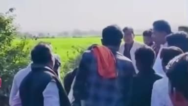 सिलवानी: सिलवानी विधायक देवेंद्र पटेल ने पेश की मानवता की मिसाल, सड़क हादसे में घायल को पहुंचाया अस्पताल, वीडियो वायरल