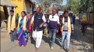 জামালপুর: পথ সভার মাধ্যমে তৃণমূলের উন্নয়নের পাঁচালী কার্ড বিলি করল ব্লক সভাপতি পর্বতপুরে