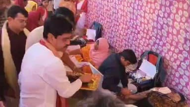 ভাঙড় ১: উত্তর বোদরা সূর্য কিরণ সংঘের উদ্যোগে রক্তদান শিবিরে মহিলাদের উপচে পড়া ভিড়