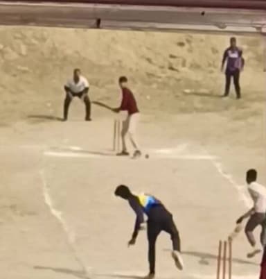 बीघापुर: बीघापुर में धुरंधर क्रिकेट टीम ने मार्केट इलेवन को 9 विकेट से हराया