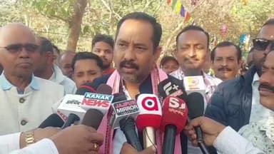 କୋରେଇ: ଉଦୟଗିରିରେ ଆରମ୍ଭ ହେଇଥିବା ଅନ୍ତର୍ଜାତୀୟ ସମ୍ମିଳନୀର ପ୍ରସୂତିକୁ ନେଇ ସୂଚନା ଦେଲେ ବଡ଼ଚଣା ବିଧାୟକ ଅମର କୁମାର ନାୟକ