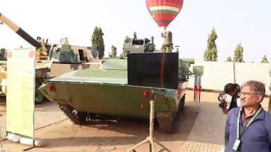 सांगानेर: भवानी निकेतन में भारतीय सेना की ओर से लगाई गई प्रदर्शनी में डिप्टी सीएम दिया कुमारी ने शिरकत कर किया अवलोकन