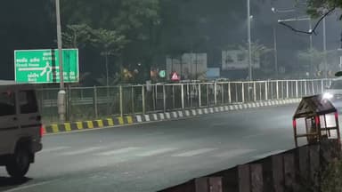 ગાંધીનગર: પ્રધાનમંત્રી નરેન્દ્રભાઈ મોદીનું ગુજરાત લોકભવન ખાતે
ઉષ્માભર્યું સ્વાગત કરતા રાજ્યપાલ આચાર્ય દેવવ્રતજી