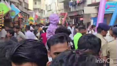 ભાગળ ખાતે ડગરવાડમાં પતંગ બજારમાં લાલગેટ પોલીસે ચેકીંગ કર્યું, કિસ્સા કાતરોથી સાવધાન રહેવા અપીલ