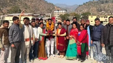 बेतालघाट: बेतालघाट पहुंचने पर भाजपा युवा मोर्चा के जिला अध्यक्ष चंदन बिष्ट का हुआ भव्य स्वागत