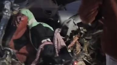 अशोक नगर: रातीखेड़ा के पास चार्टर्ड बस और कार की टक्कर, कार सवार 3 में से 2 की हालत नाज़ुक, भोपाल रेफर