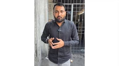 માંડવી: કરંજ GIDC માંથી પોલીસે નકલી ટ્યુબ બનાવતું કારખાનું ઝડપી લીધું.