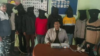 देवघर: देवीपुर थाना अंतर्गत पैसरपुर जंगल से 8 साइबर अपराधी गिरफ्तार