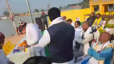 घाट कुसुंभा: अरघौती धाम में दही-चूड़ा भोज सह पत्रकार सम्मान समारोह का आयोजन