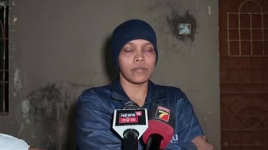 କୋରାପୁଟ ସହର: କୋରାପୁଟ ଆଦିତ୍ୟ ନଗର ଠାରେ ଦିର୍ଘ ୮ ବର୍ଷ ପରେ ଶିତୁଆ ରାତିରେ ଭଡ଼ା ଘରରୁ ଅଚାନକ ବାହାର କରିଥିବା ଅଭିଯୋଗ କଲେ ମହିଳା