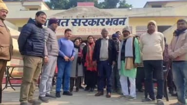 खोदावंदपुर: एडीएम ने खोदावन्दपुर में किसान पंजीकरण शिविर का किया निरीक्षण