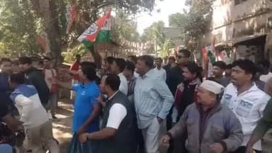 বাসন্তী: রাস্তা উদ্বোধন কে কেন্দ্র করে আবারও উত্তেজনা ভাঙড়ে,আইএসএফ তৃণমূলের মধ্যে বাসন্তী থেকে প্রতিক্রিয়া বিজেপির।