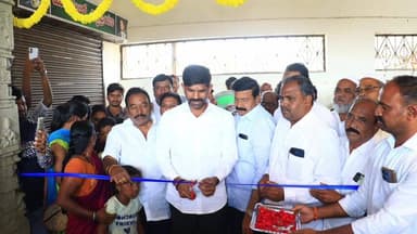 ಕಂಪ್ಲಿ: ಕಂಪ್ಲಿಯಲ್ಲಿ ಪ.ಜಾತಿ, ಪ.ಪಂಗಡದ ಜನರಿಗಾಗಿ ಸರ್ಕಾರ ರೂಪಿಸಿರುವ ಕಾರ್ಯಕ್ರಮಗಳ ಕುರಿತ ವಸ್ತು ಪ್ರದರ್ಶನ ಉದ್ಘಾಟಿಸಿದ ಶಾಸಕ ಜೆ.ಎನ್.ಗಣೇಶ್