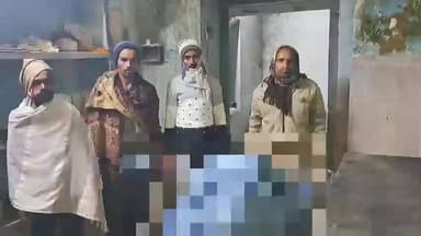 जमुई: घर से गायब राजमिस्त्री का शव 24 घंटे बाद धमना आहर से मिला, परिजन ने हत्या का लगाया आरोप, पुलिस ने कराया पोस्टमार्टम
