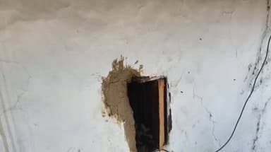 कुमारसैन: कुमारसैन के चौरा में भालू मकान के बरामदे तक पहुंचा, मधुमक्खियों की मखेड़ी नष्ट, ग्रामीण दहशत में