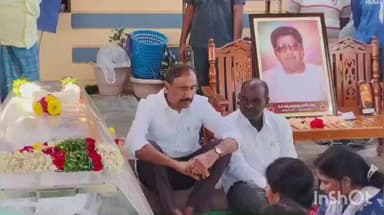 లక్ష్మీపూర్ గ్రామంలో పలు కుటుంబాలకు ఎమ్మెల్యే, మాజీ మంత్రి పరామర్శ